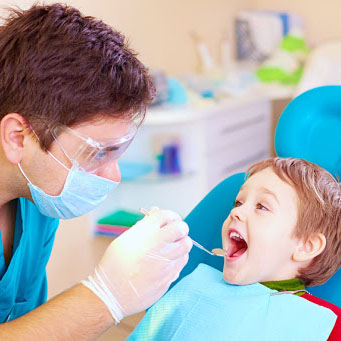 علت پوسیدگی دندان شیری